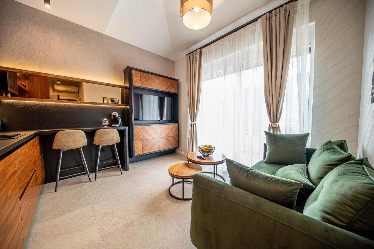 Enyana Luxury Suites Kotor Exterior foto