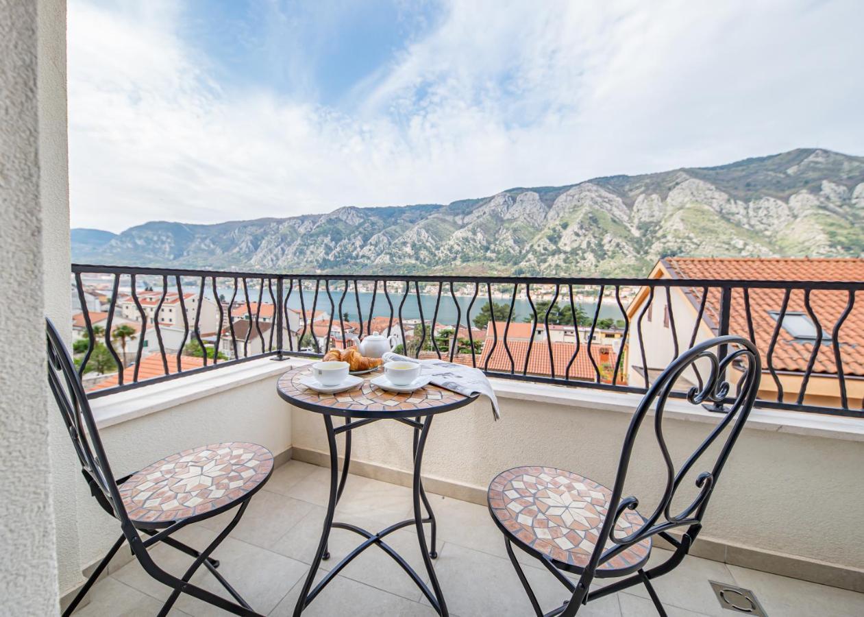 Enyana Luxury Suites Kotor Exterior foto